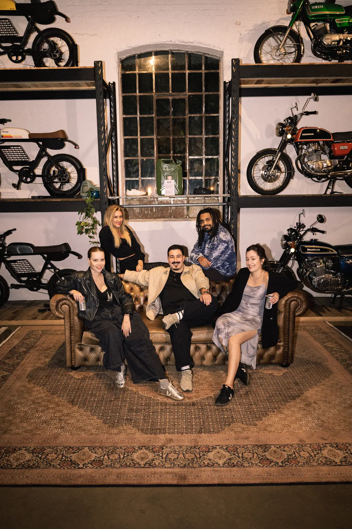 Talys Kasper com convidados no lançamento do VEJA GT